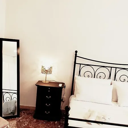 La Baronessa Apartment- Vicinissimo Al Policlinico 墨西拿