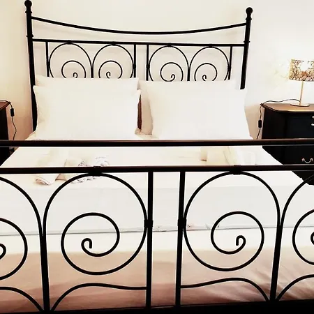 La Baronessa Apartment- Vicinissimo Al Policlinico *