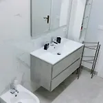 Апартаменты La Baronessa Apartment- Vicinissimo Al Policlinico *