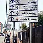 La Baronessa Apartment- Vicinissimo Al Policlinico Апартаменты Мессина